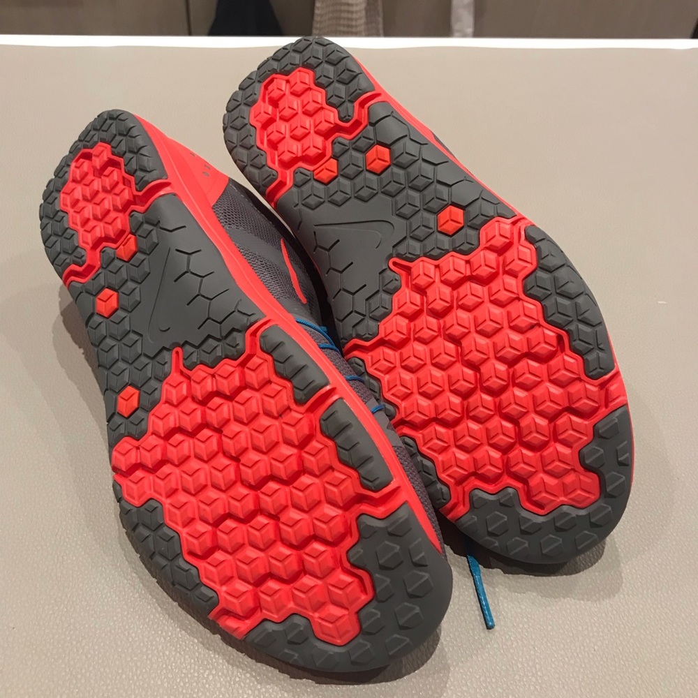 Nike Free Runners - Picture 3 of 3